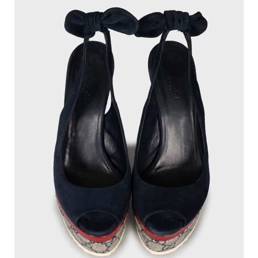 Gucci Gucci Blue Suede Wedge Sandals  Size 36 Pre-owned Blue Suede Good condition - Back View