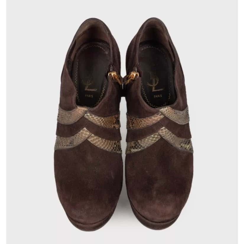 Saint Laurent Saint Laurent Brown Suede Ankle Boots - Sz 38.5 pre-owned Brown Suede Good condition - Back View