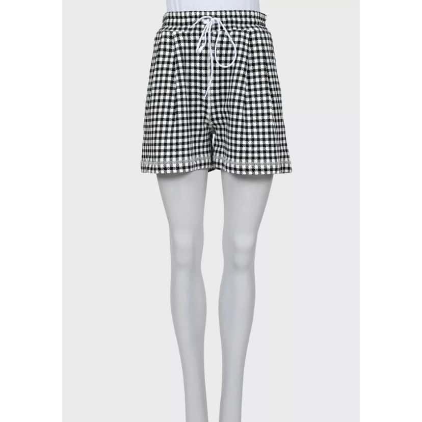 Miu Miu Miu Miu Houndstooth Cotton Suit with Shorts - Size S Pre-owned Black Cotton Never worn, with tag - Model View