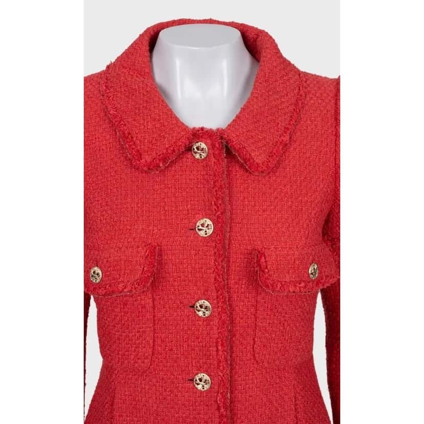 Chanel Chanel Spring 2010 Red Tweed Puffed Shoulders Jacket FR38 pre-owned Red Tweed Good condition - Model View