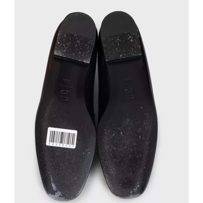 Chanel Chanel Black Leather CC Logo Ballet Flats - Size 38.5 pre-owned Black Leather Good condition - Box View