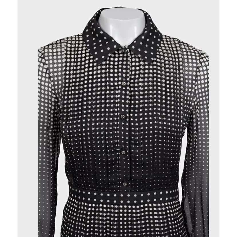 Gucci NWT Gucci 2024 Black Silk Fitted Dress - IT40/S pre-owned Black Silk Never worn, with tag - Model View