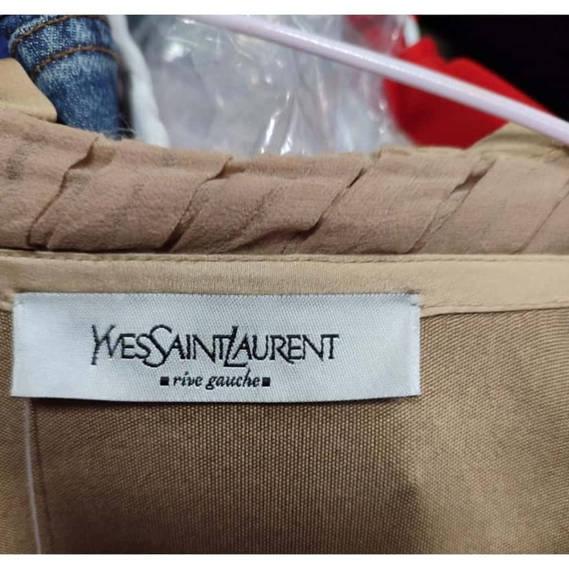 Saint Laurent Yves Saint Laurent Vintage Beige 3/4 Sleeve Blouse Sz.S Pre-owned Beige Good condition - Box View
