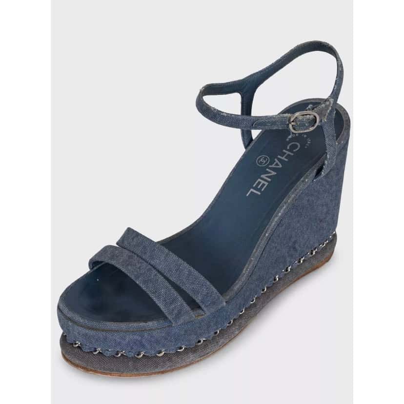 Chanel Chanel Blue Denim Wedge Sandals, Size 39.5 pre-owned Blue Denim Good condition - Inside View