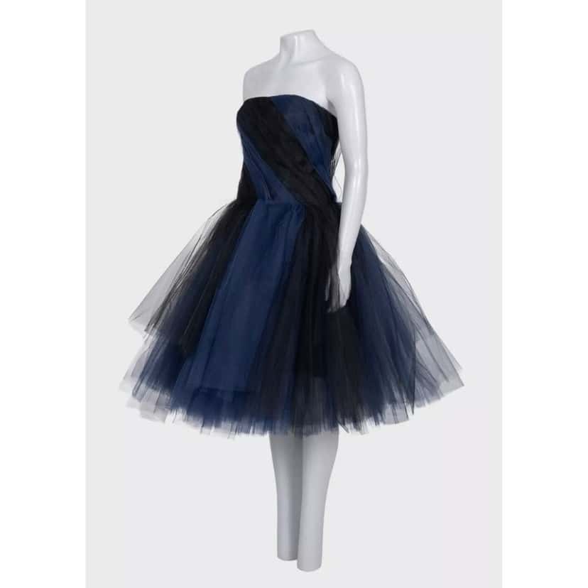Oscar de la Renta Oscar de la Renta Black Off-Shoulder Dress Sz.US6/M Pre-owned Black Good condition - Back View