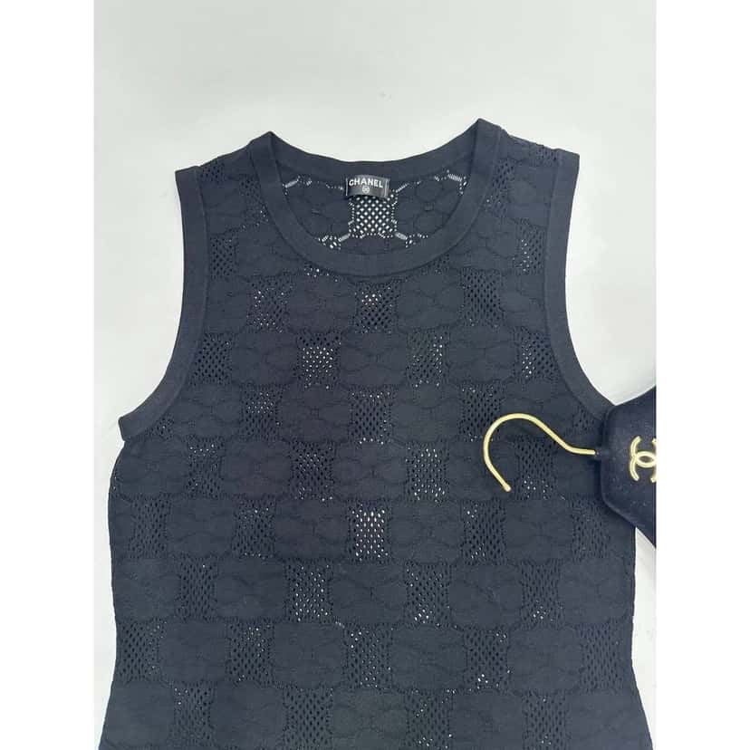 Chanel Chanel Camellia Patern Top Sz. S-M  Pre-owned Camel Lace Good condition - Back View