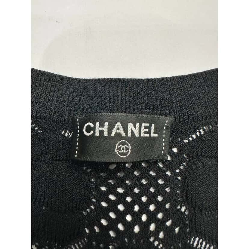 Chanel Chanel Camellia Patern Top Sz. S-M  Pre-owned Camel Lace Good condition - Inside View