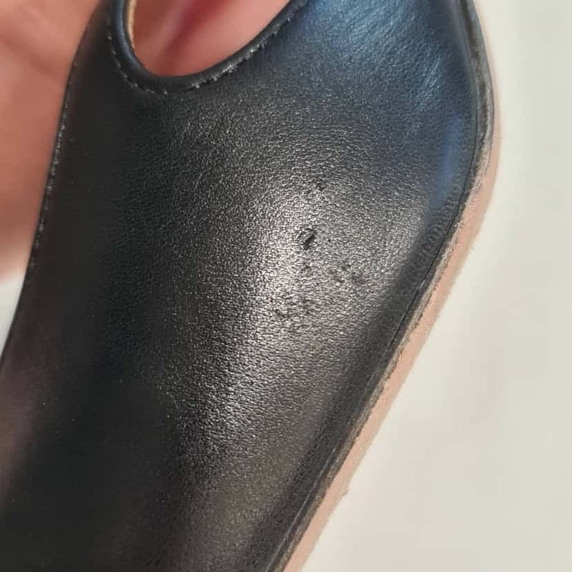 Chanel Chanel Black Leather Cap-Toe Slingback Pumps Sz. 41 Pre-owned Black Leather Good condition - Box View
