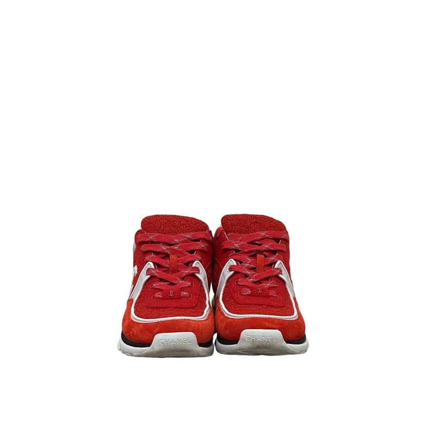 Chanel Chanel CC Logo Red Suede & Tweed Sneakers Size 39.5 Pre-owned Red Suede Good condition - Back View