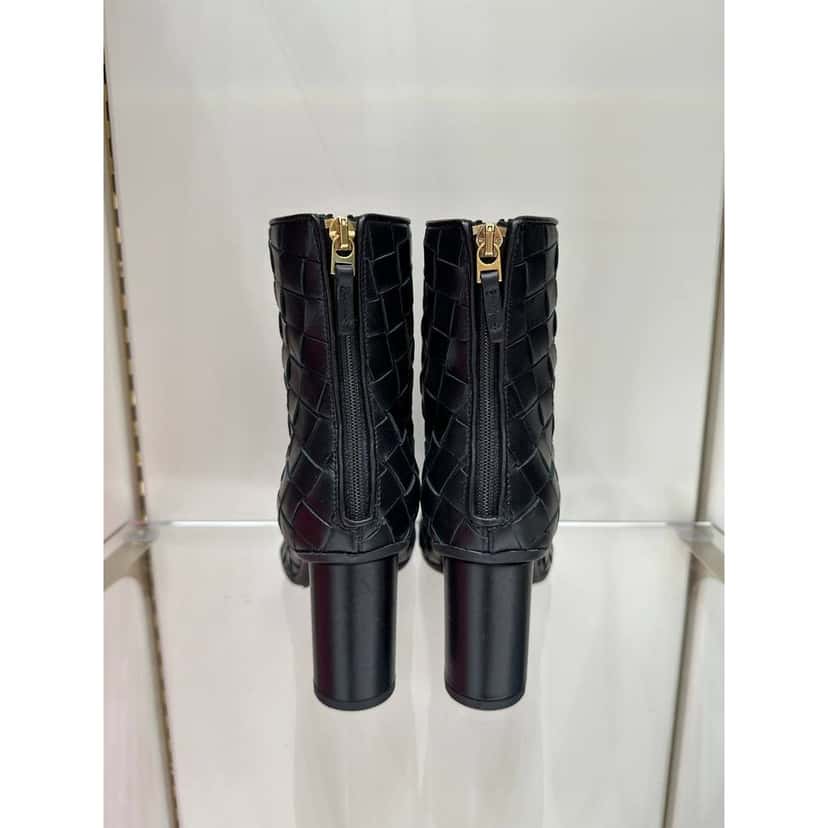 Bottega Veneta Bottega Veneta Intrecciato Black Leather Ankle Boots Sz.36 Pre-owned Black Leather Good condition - Inside View