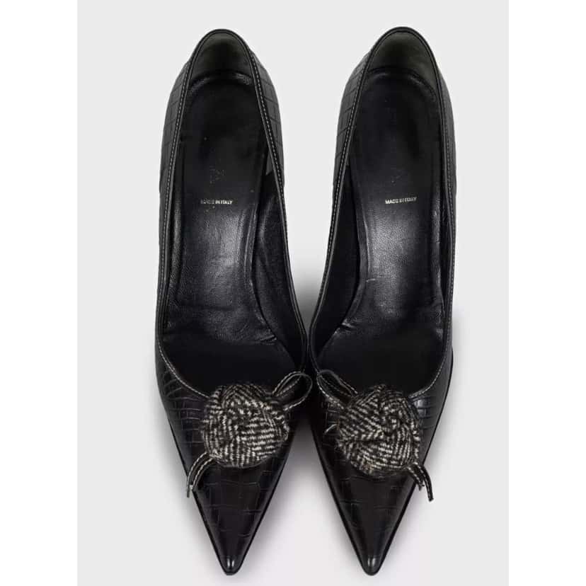 Prada Prada Black Leather Pointed-Toe Pumps, Size 40.5 Pre-owned Black Leather Good condition - Back View