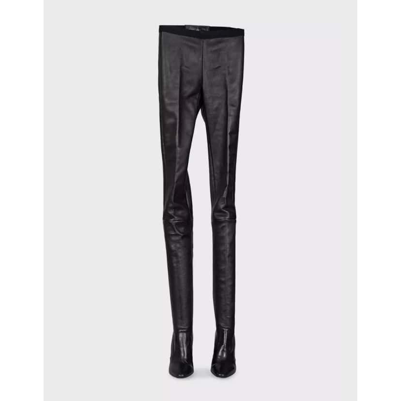 Unsigned Tamara Mellon Black Leather Knee-High Boots - Size 39 pre-owner Black Leather Good condition - Front View