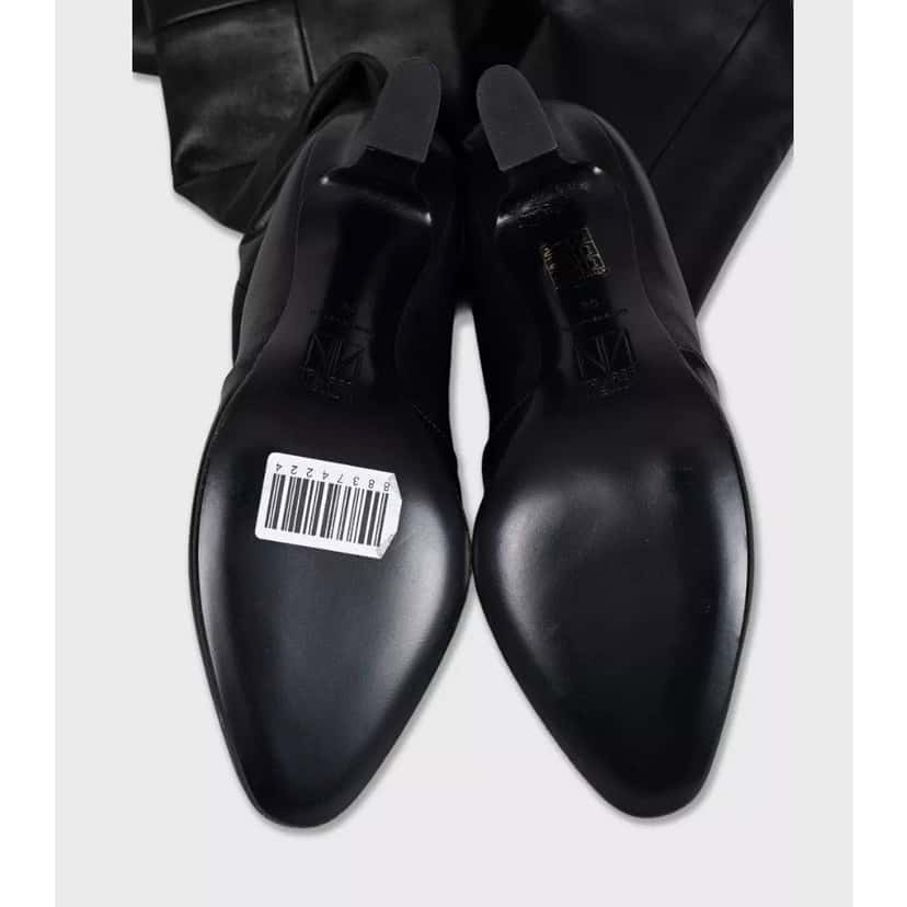 Unsigned Tamara Mellon Black Leather Knee-High Boots - Size 39 pre-owner Black Leather Good condition - Box View