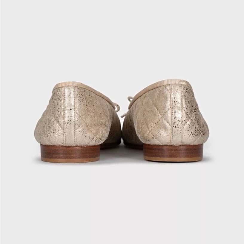 Chanel Chanel Quilted Gold Leather Ballerina Flats - Size 38.5 Pre-owned Gold Leather Good condition - Model View