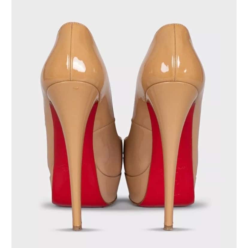 Christian Louboutin Christian Louboutin Beige Leather High Platform Pumps Sz.37 pre-owned Beige Leather Good condition - Model View