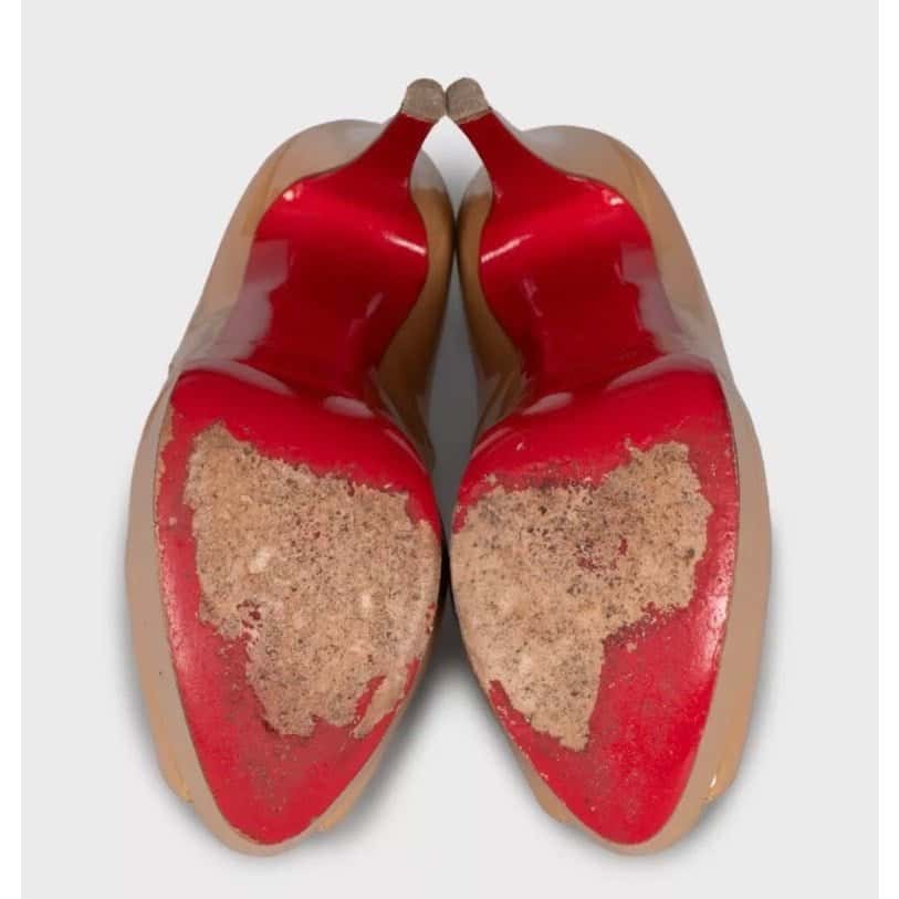Christian Louboutin Christian Louboutin Beige Leather High Platform Pumps Sz.37 pre-owned Beige Leather Good condition - Box View