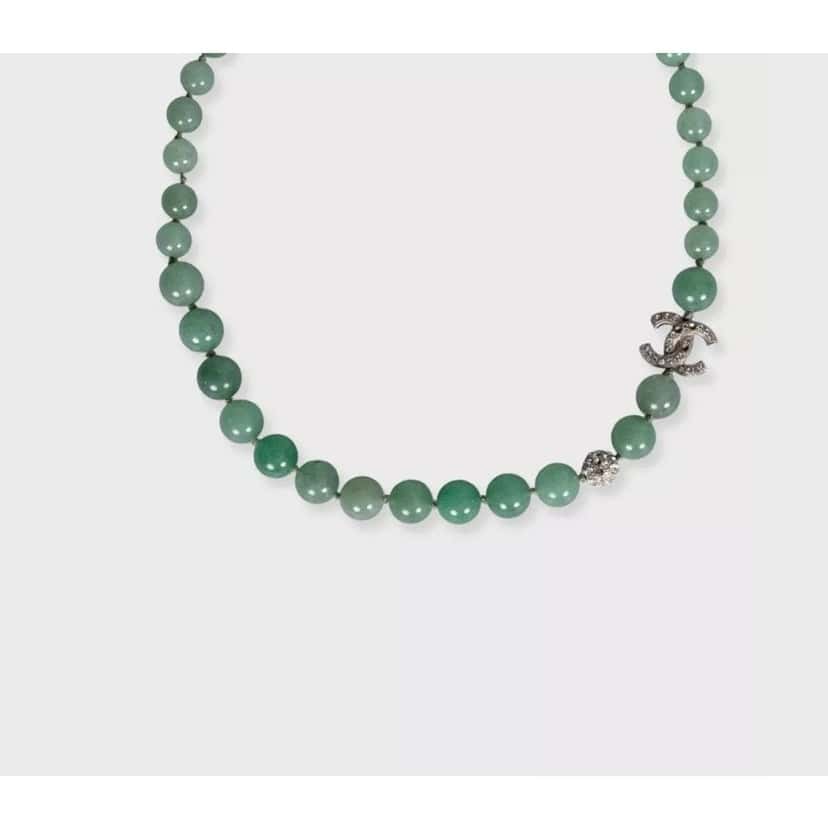 Chanel Chanel Spring/Summer 2015 Green Necklace & Bracelet Set  Pre-owned Green Lace Good condition - Model View
