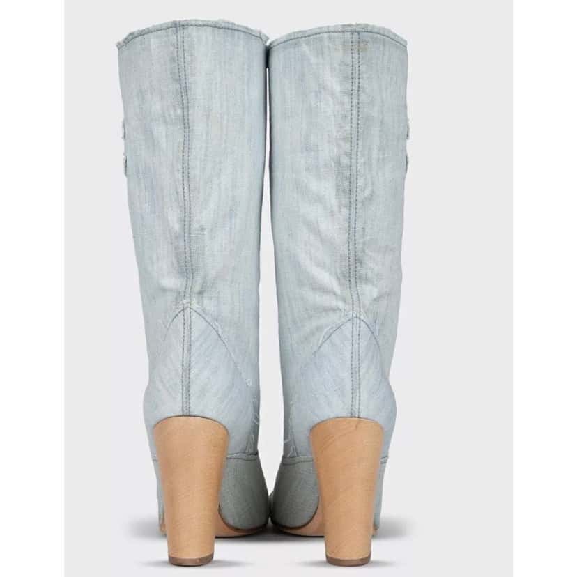 Chanel Chanel Logo Denim Ankle Boots - EU 39.5  Pre-owned Blue Denim Good condition - Model View