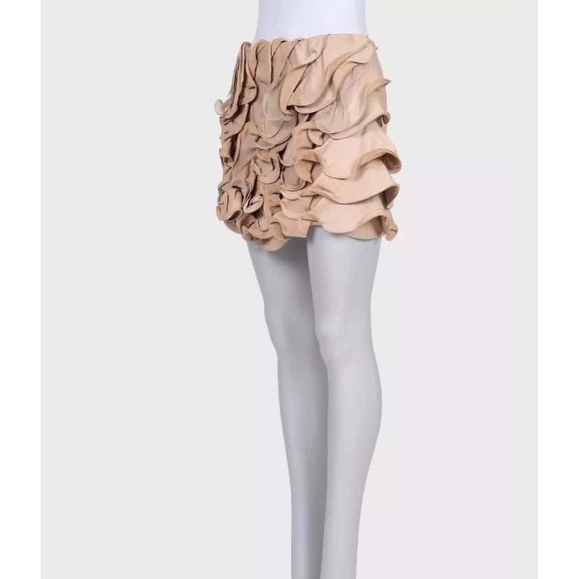 Valentino Valentino Beige Leather & Silk Mini Skirt Size M Pre-owned Beige Leather Good condition - Back View