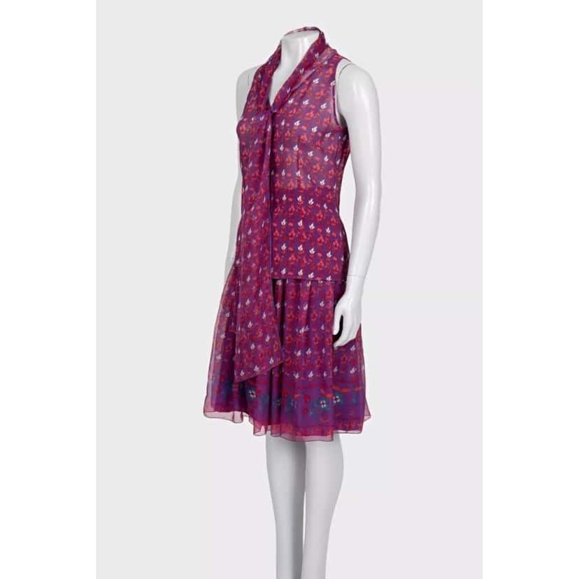 Christian Dior Christian Dior Elegant Purple Silk Suit - Size L Pre-owned Purple Silk Good condition - Back View