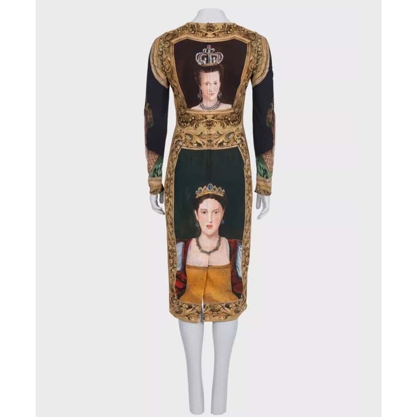 Dolce & Gabbana NWOT Dolce & Gabbana Renaissance Queen Print Midi Dress - IT42 / M Pre-owned Black Silk Never worn - Inside View