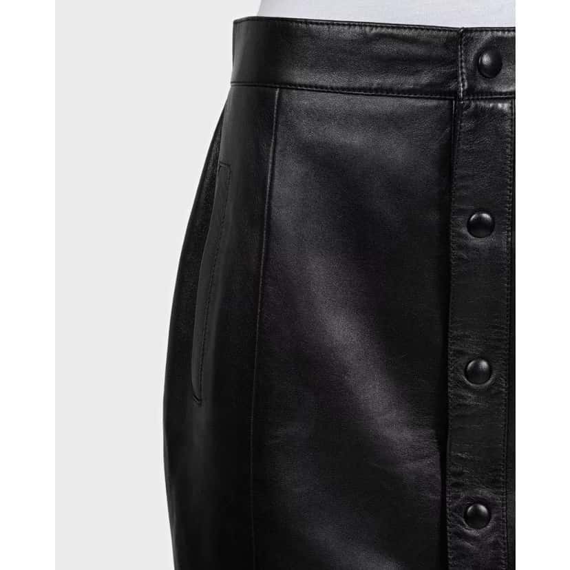 Saint Laurent Saint Laurent Black Leather A-Line Button-Up Skirt Sz 42 Pre-owned Black Leather Good condition - Model View