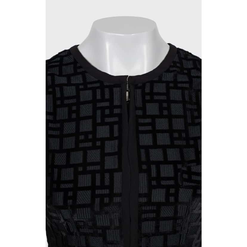 Dolce & Gabbana NWOT Stunning Dolce & Gabbana Black Silk Fitted Jacket Sz.40 Pre-owned Black Silk Never worn - Model View