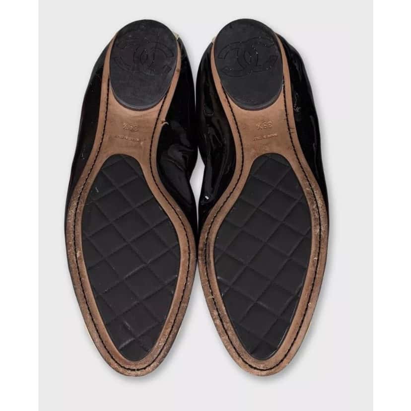 Chanel Chanel Black Patent Leather Ballerina Flats - Size 39.5 pre-owned Black Leather Good condition - Box View