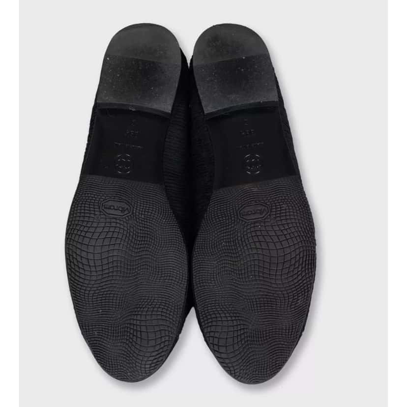 Chanel Chanel Black Textile Ballerina Flats with Bows, Size 38.5 Pre-owned Black Leather Good condition - Box View