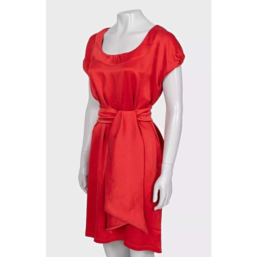 Saint Laurent Saint Laurent Red Silk Dress - Size M pre-owned Red Silk Good condition - Back View