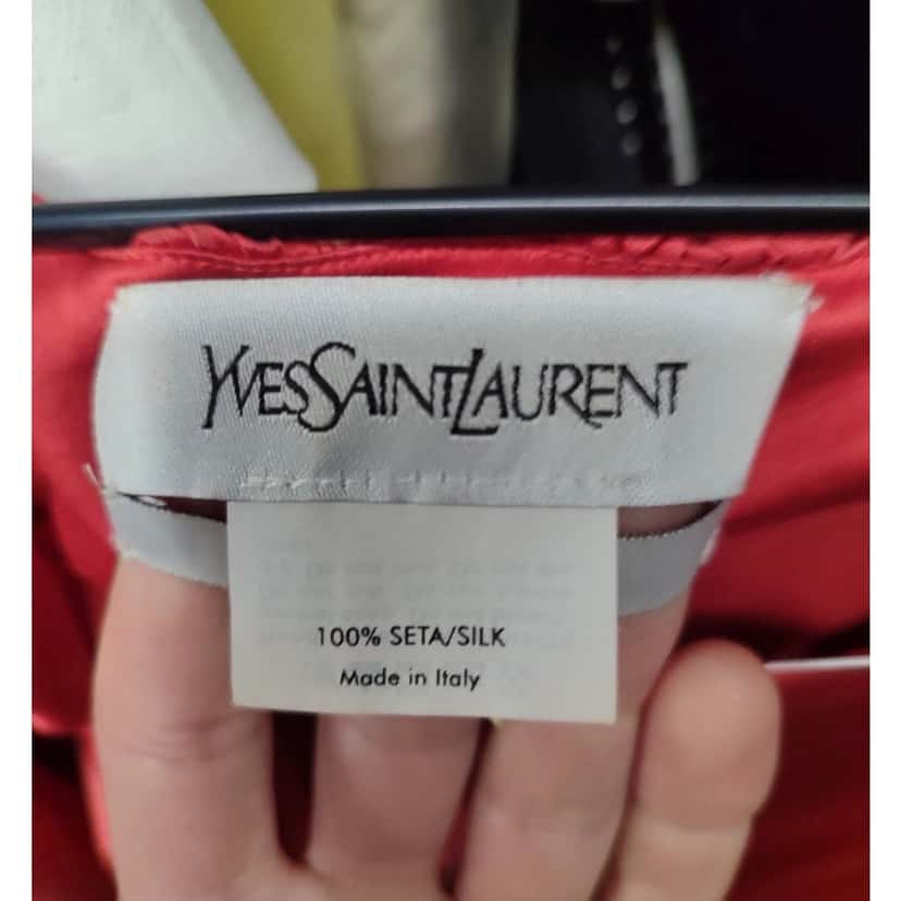 Saint Laurent Saint Laurent Red Silk Dress - Size M pre-owned Red Silk Good condition - Box View