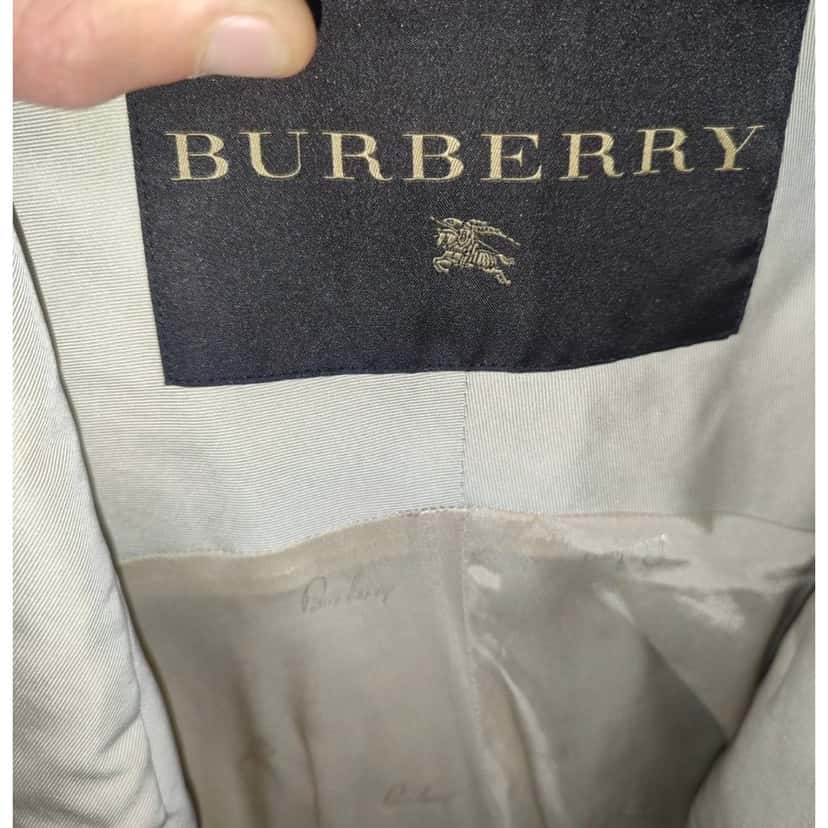 Burberry Burberry Beige Fitted Trench Coat - Women's IT38/XS pre-owned Beige Good condition - Box View