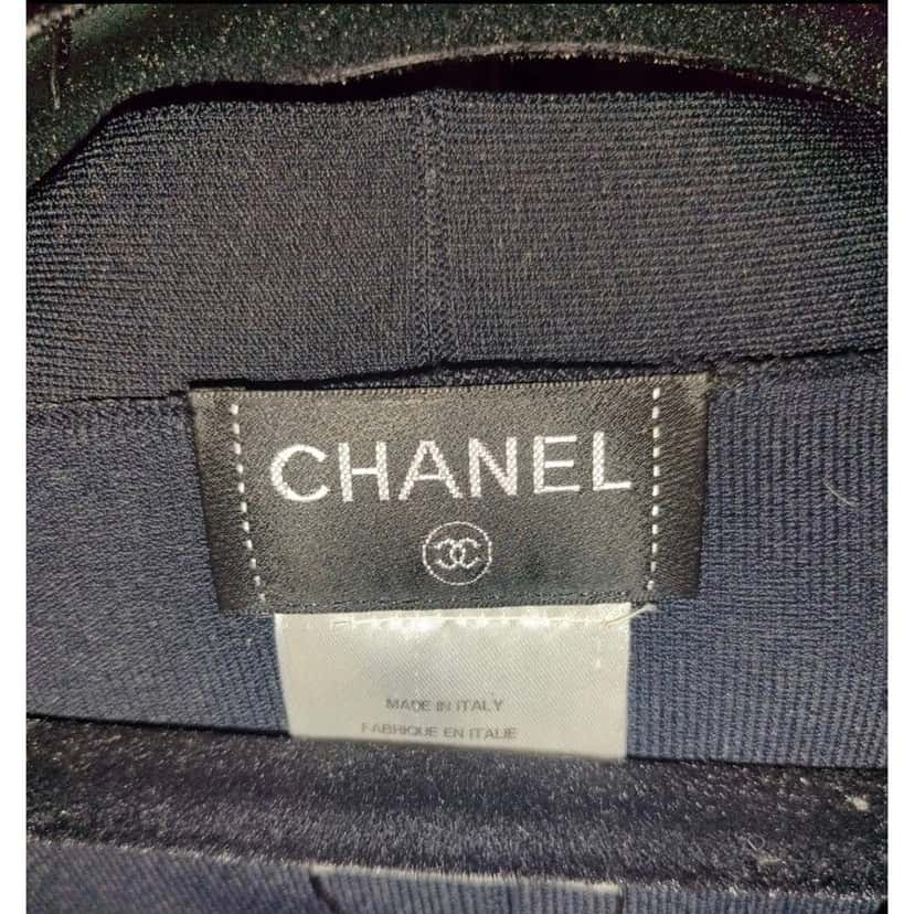 Chanel NWOT Chanel Black V-Neck Cardigan | Never Worn Sz.42/XL Pre-owned Black Never worn - Box View