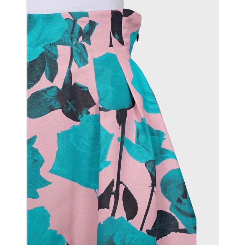 Christian Dior NWOT Christian Dior Silk Floral Print Skirt FR38 M Pre-owned Other Silk Never worn - Model View
