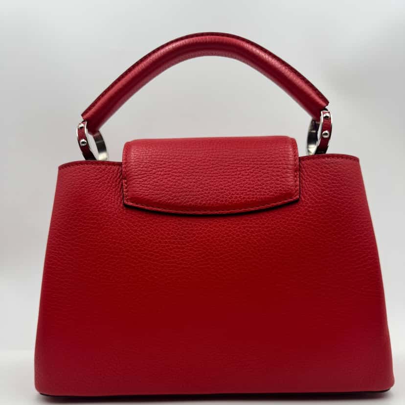 Louis Vuitton Capucines Red Good condition - Back View