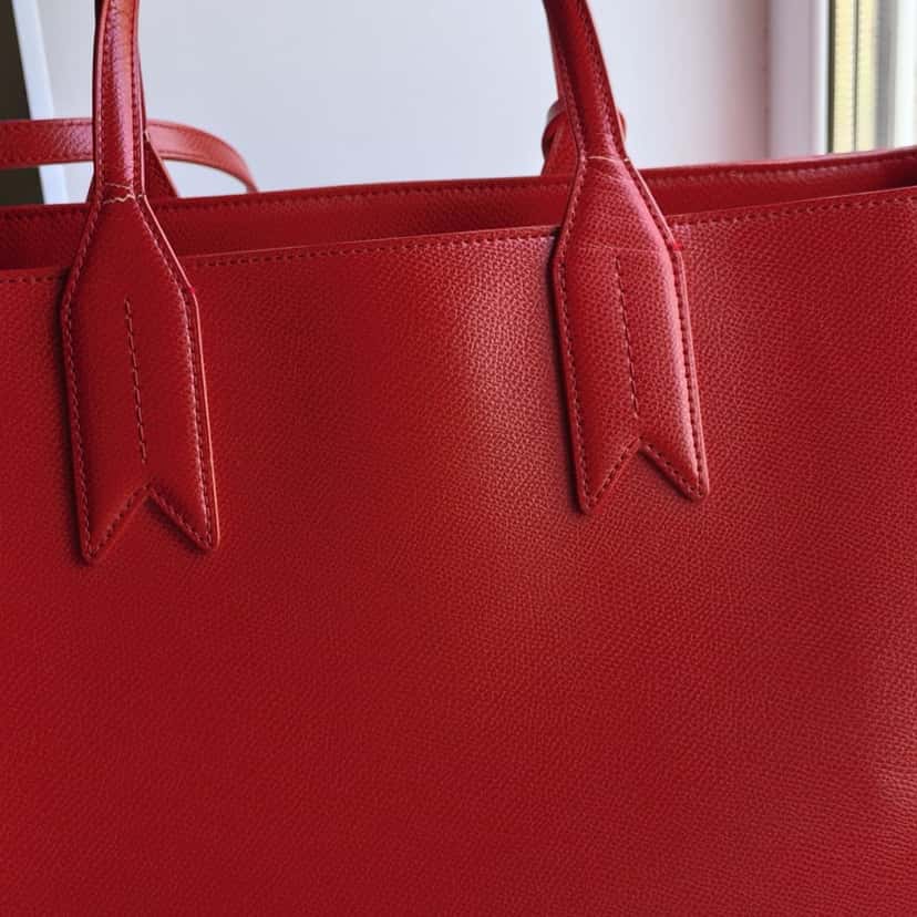 Emporio Armani It's Amazing Red Leather Never worn - Back View