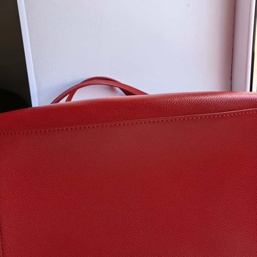Emporio Armani It's Amazing Red Leather Never worn - Inside View