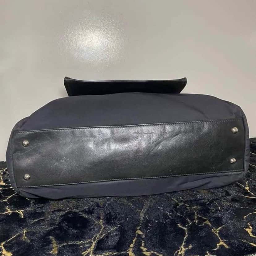 Saint Laurent YSL Tote Black Silver Good condition - Model View