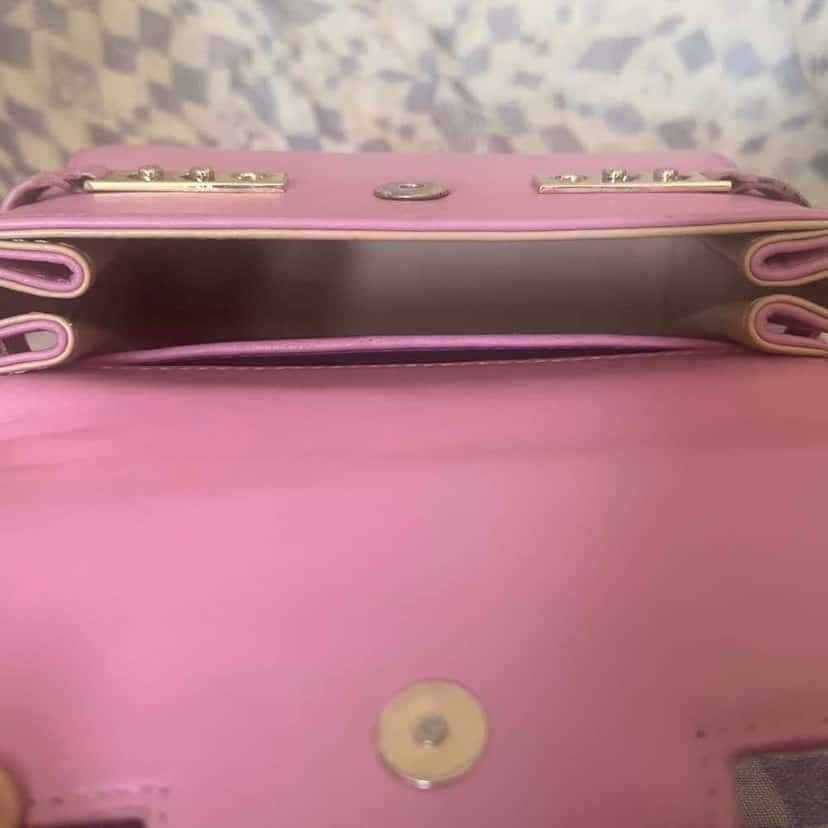 Delvaux Tempete Mini Pink Leather Gold Good condition - Model View