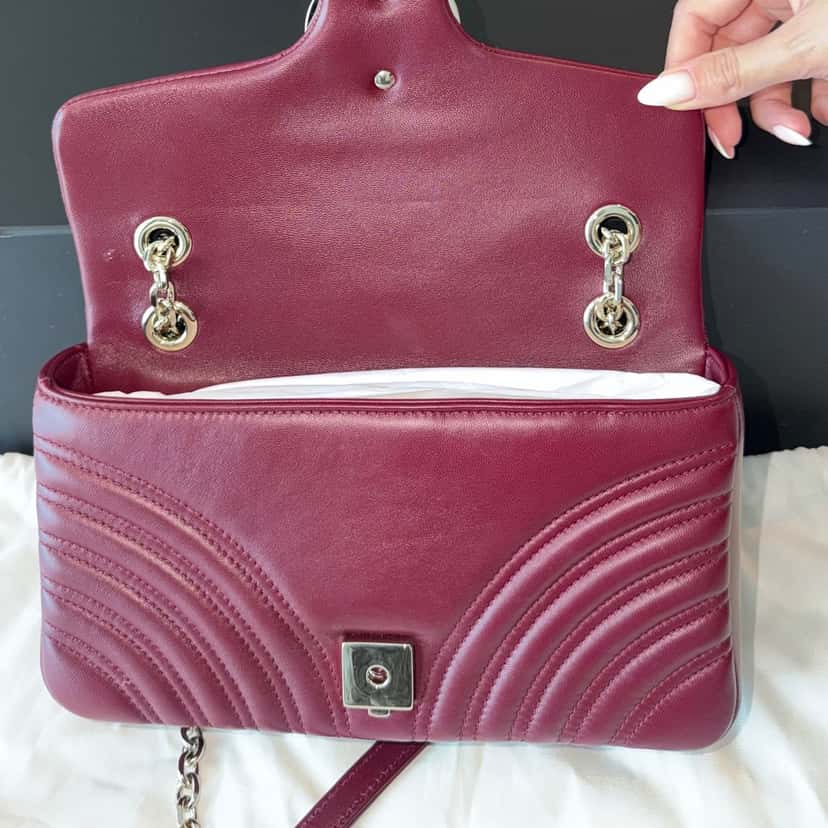 Gucci GG Marmont Burgundy Leather Never worn, with tag - Box View