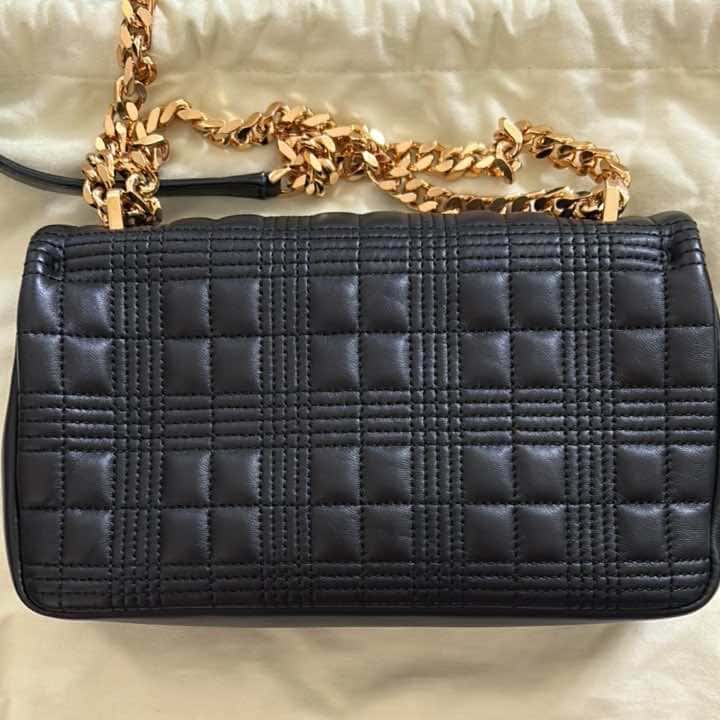 Burberry Lola Black Leather Gold Very good condition - Back View