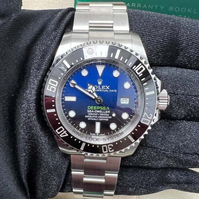 Rolex Sea-Dweller Deepsea 44mm Blue Never worn - Inside View