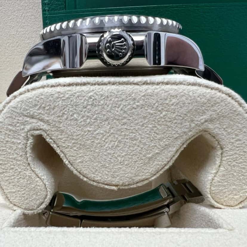 Rolex Sea-Dweller Deepsea 44mm Blue Never worn - Box View