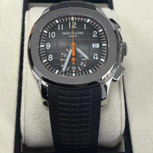 Patek Philippe Aquanaut Chronograph 42mm Black Never worn - Back View