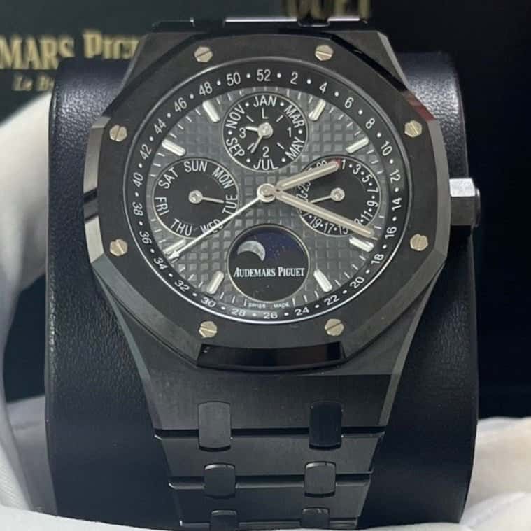 Audemars Piguet Royal Oak Perpetual Calendar 41mm Black Never worn - Inside View