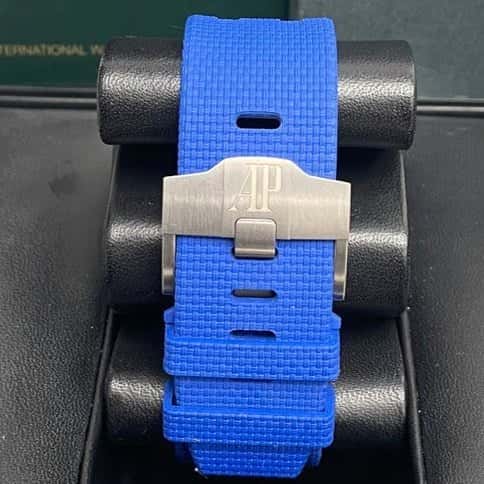 Audemars Piguet Royal Oak Offshore Selfwinding Chronograph 44mm Blue Never worn - Back View