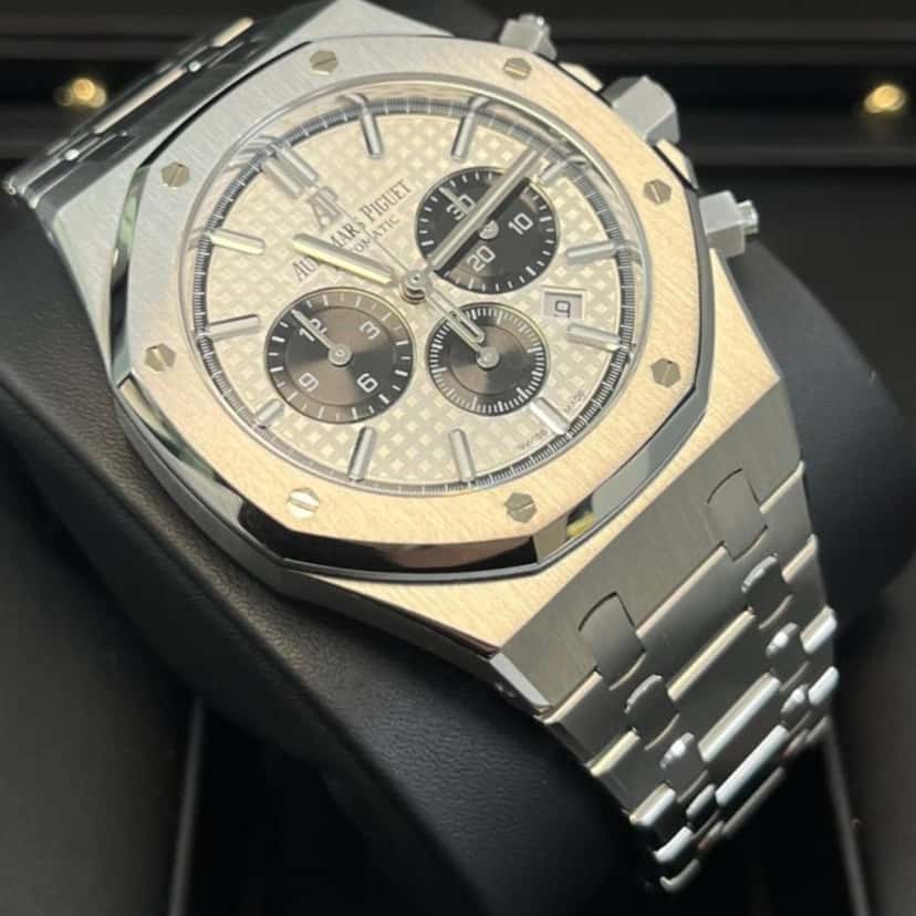 Audemars Piguet Royal Oak Selfwinding Chronograph 41mm Other Never worn - Back View