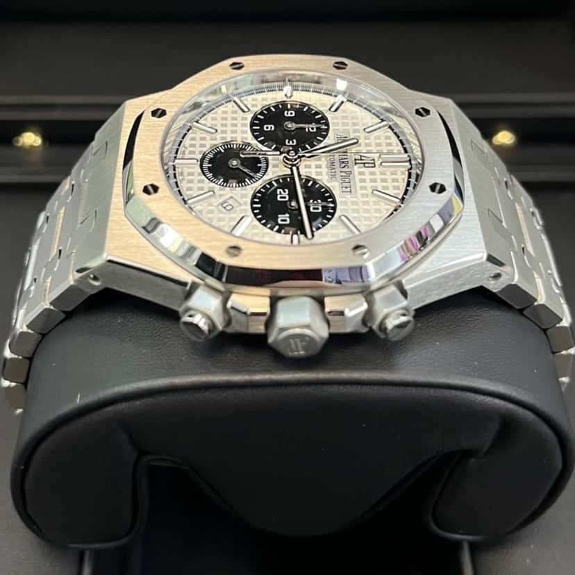 Audemars Piguet Royal Oak Selfwinding Chronograph 41mm Other Never worn - Inside View