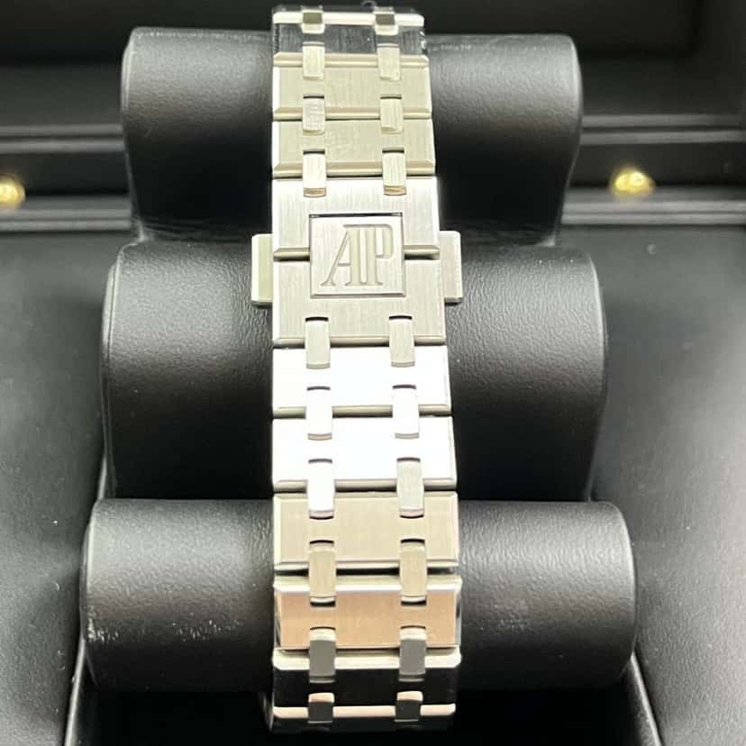 Audemars Piguet Royal Oak Selfwinding 38mm Silver Never worn - Inside View