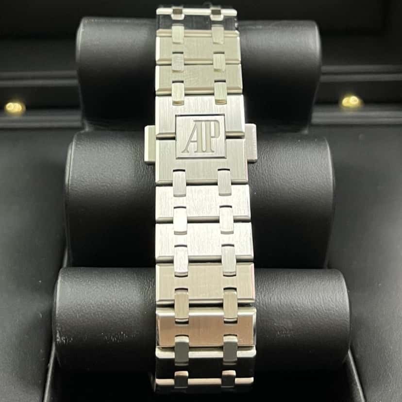Audemars Piguet Royal Oak Selfwinding 38mm Silver Never worn - Box View